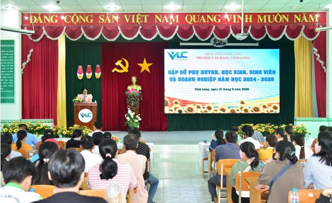 1. Lắng nghe nguyện vọng – Tư vấn hướng nghiệp và đào tạo liên thông